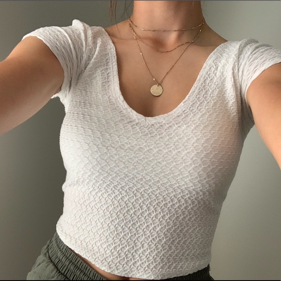 Hollister Tops - Hollister White Crop Top Hollister Tops - Hollister White Crop Top